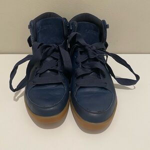 Lacoste Corlu 2 SRW Navy Blue Leather High Top Shoes Womens Size 6.5 EUC